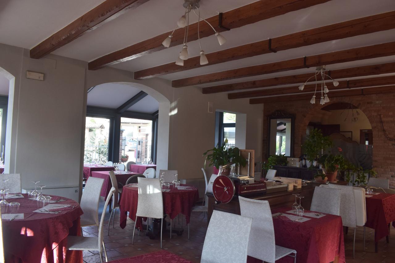 La Crota Ristorante e Camere da Danilo dal 1983 Roddi Esterno foto