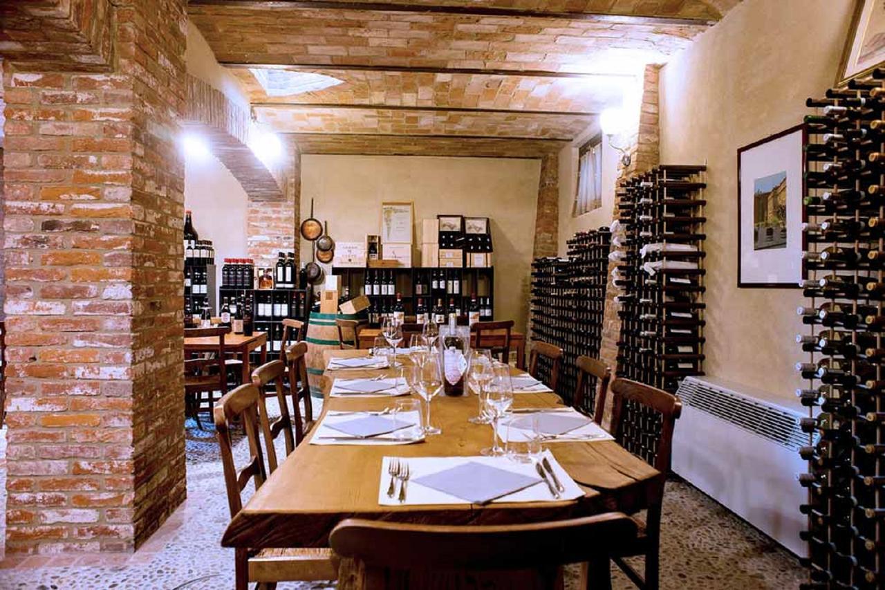 La Crota Ristorante e Camere da Danilo dal 1983 Roddi Esterno foto